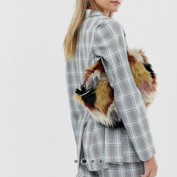 Blazer - Picture 2 of 3